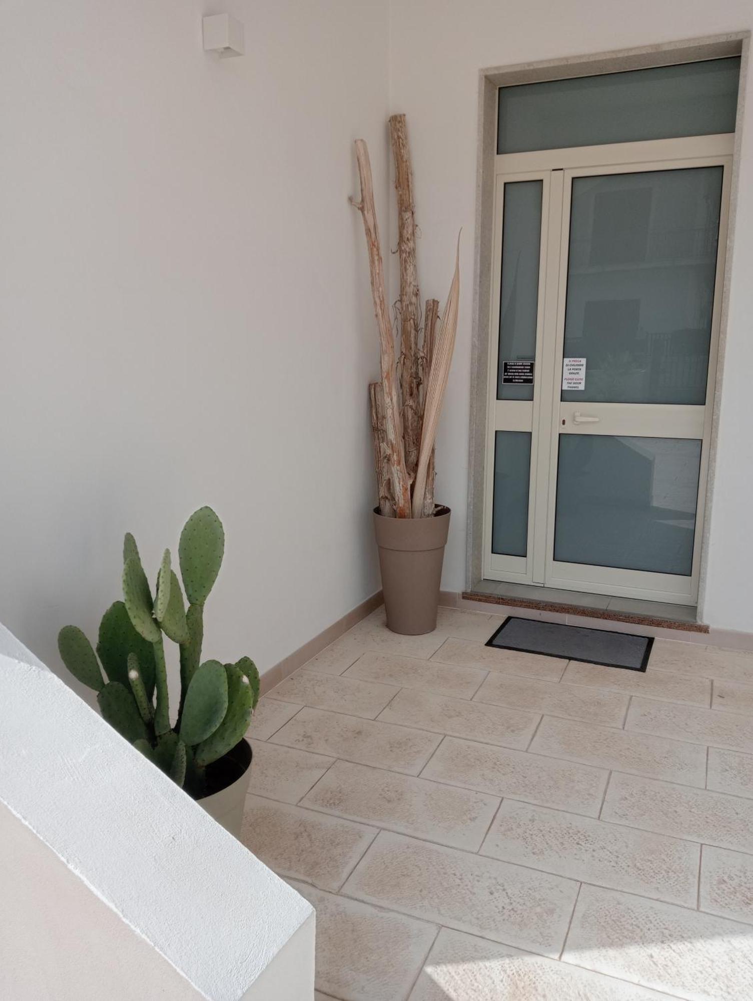 Scogliera Apartments Avola Eksteriør bilde